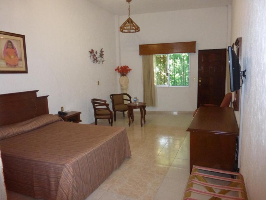 Hotel Bajo El Volcan Куернавака Екстер'єр фото