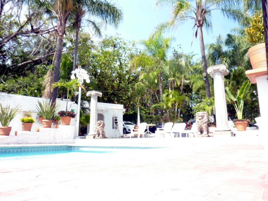 Hotel Bajo El Volcan Куернавака Екстер'єр фото