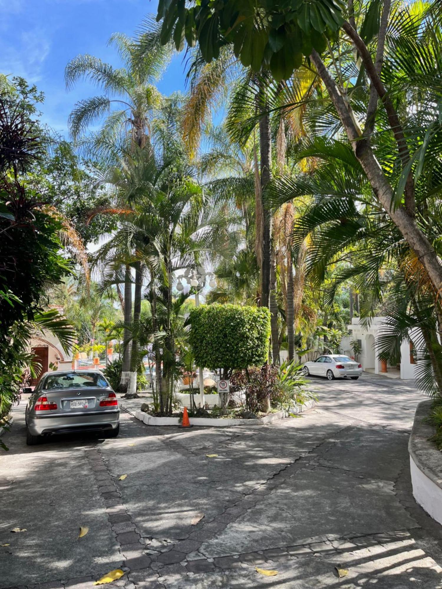 Hotel Bajo El Volcan Куернавака Екстер'єр фото