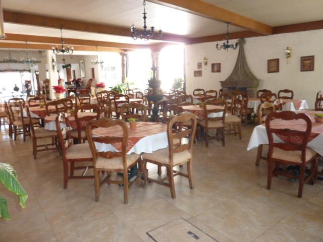 Hotel Bajo El Volcan Куернавака Екстер'єр фото